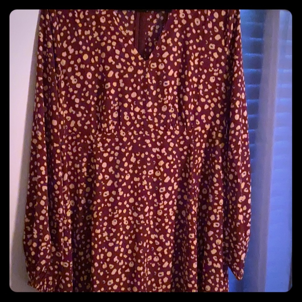 Long sleeve burgundy dress